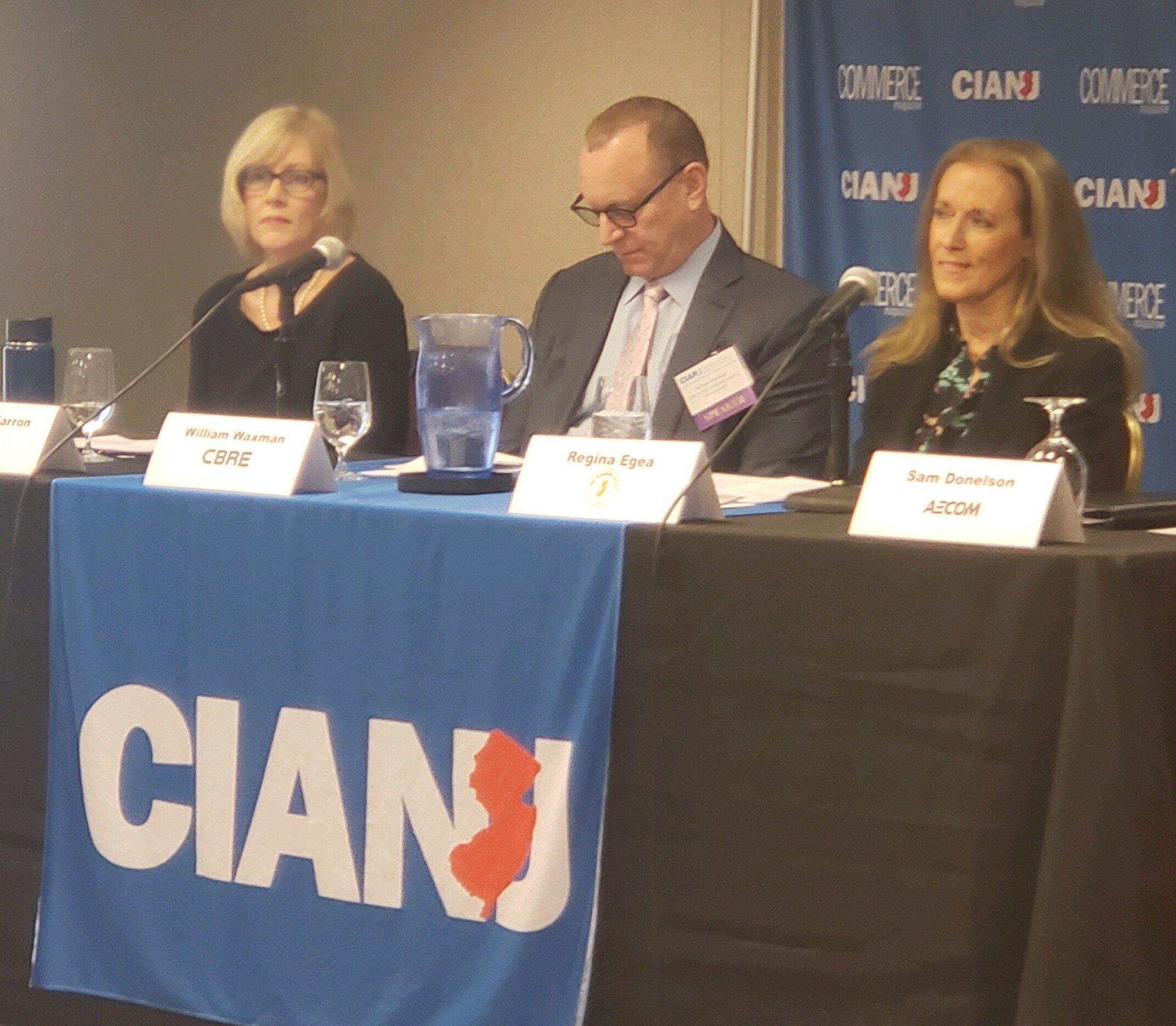 GSI’s president Regina Egea (r.) presents the TTF analysis at the CIANJ summit. (photo courtesy CIANJ)